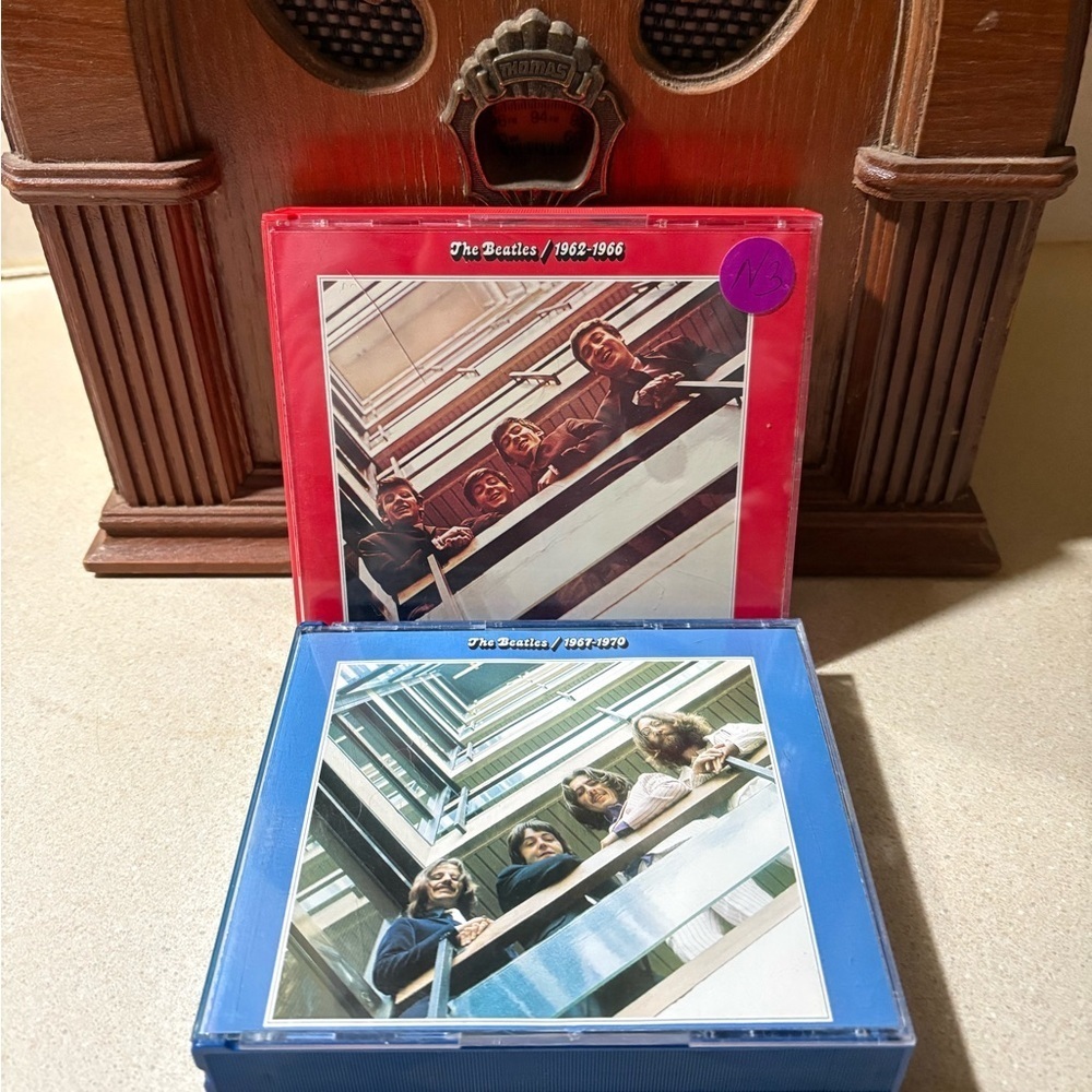 CD Set/2 The Beatles 1962-1966 Red and 1967-1970 Blue 1993 Release 4 CDs